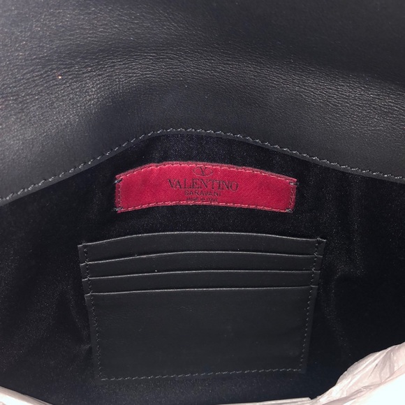 Sold💕Valentino Clutch - Picture 4 of 8